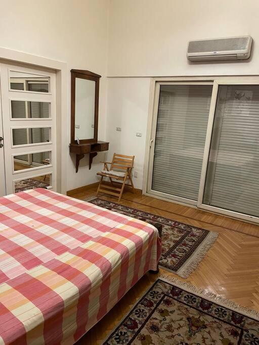 2 Bed Vintage River Nile View Apartment